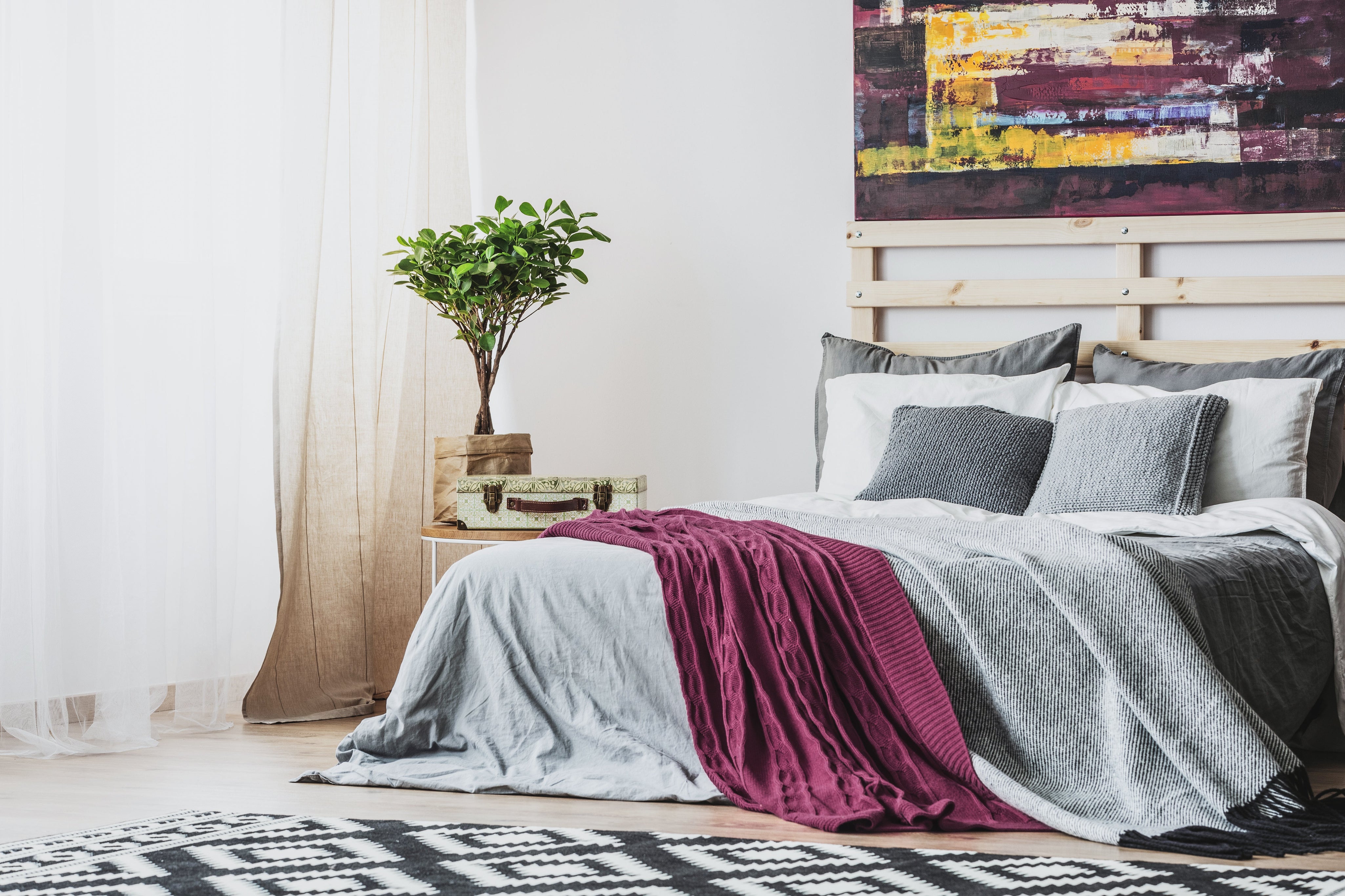 Pożegnanie lata w sypialni – jak przygotować pościel na chłodniejsze noce
