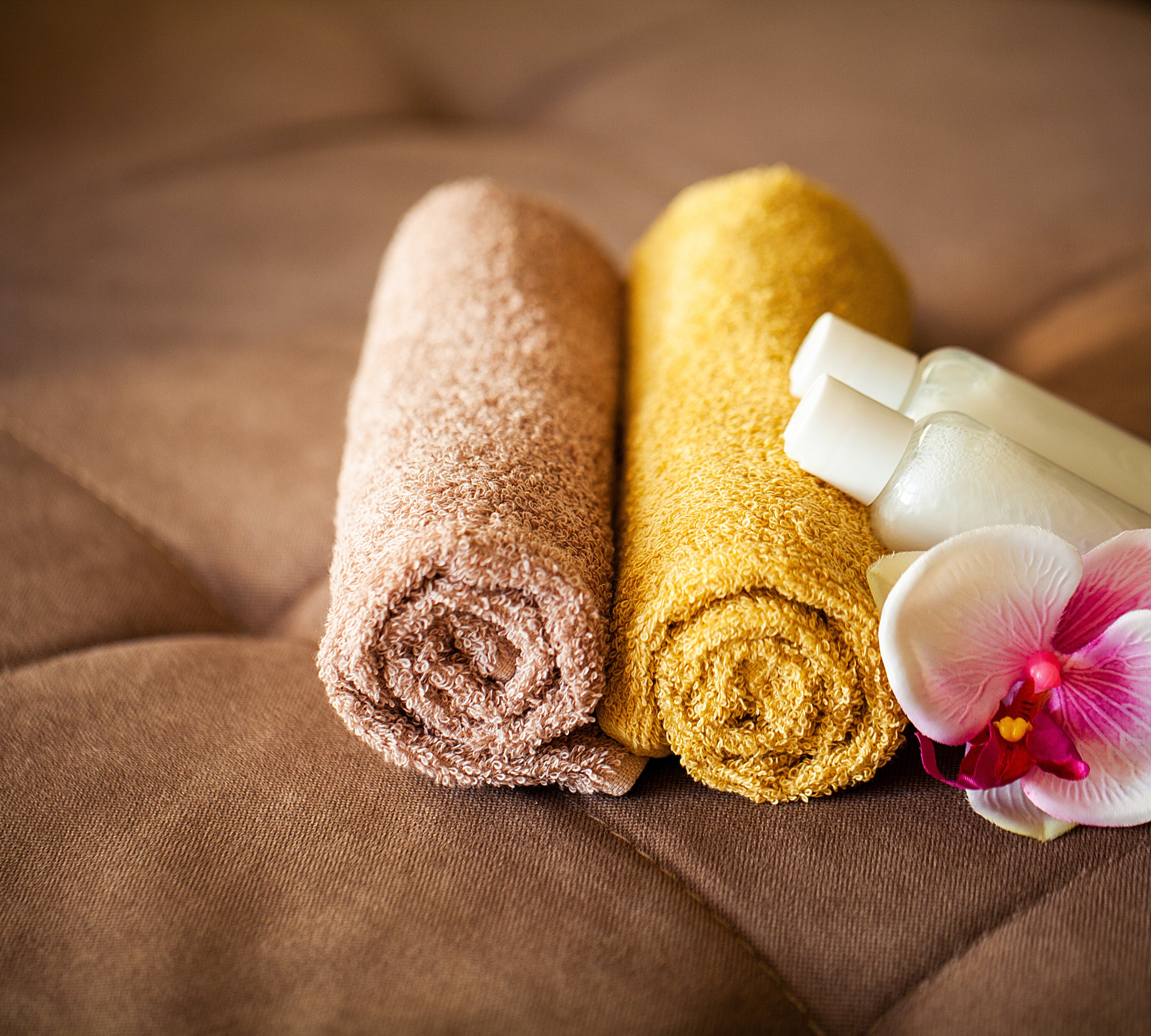 Ręczniki idealne na jesień – jak wybrać najlepsze do łazienki w sezonie przejściowym?